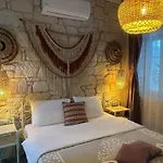 Hera Alacati Hotel *