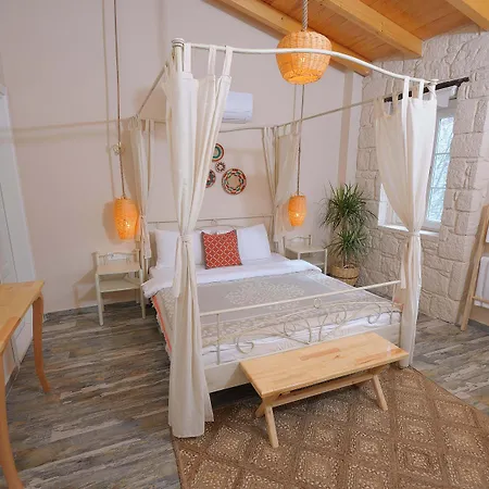 Hera Alacati Szálloda