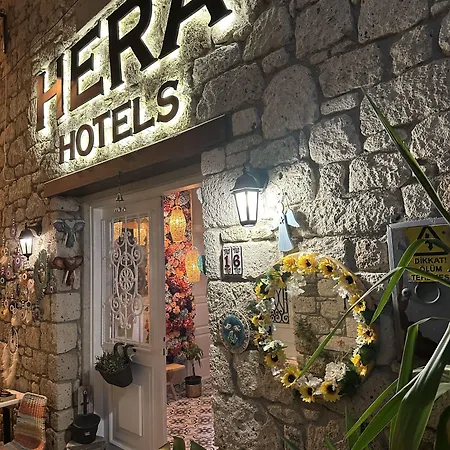 Hera Alacati *