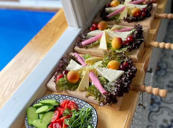 Hera Alacati فندق *