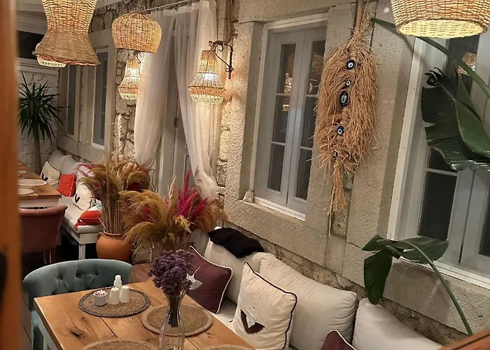 Hera Alacati فندق *